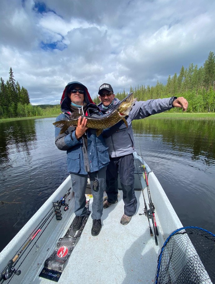 Une super journée de pêche en Suède pour Risto et ses copains - 22